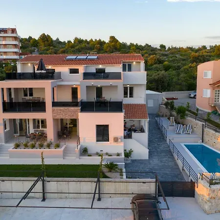 Gostinjska kuća Croatica Ii Sibenik