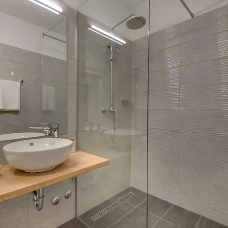 Croatica Ii 게스트하우스 3*