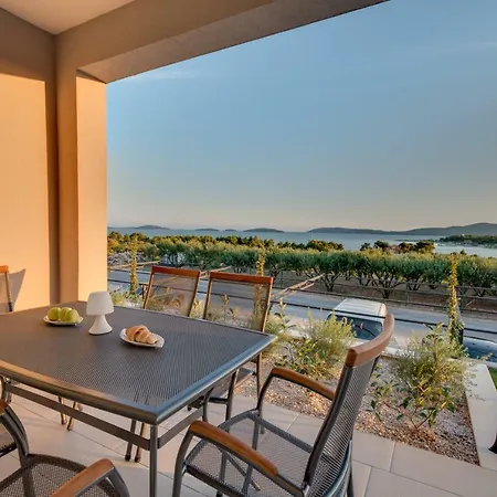 Croatica Ii Penzion 3*